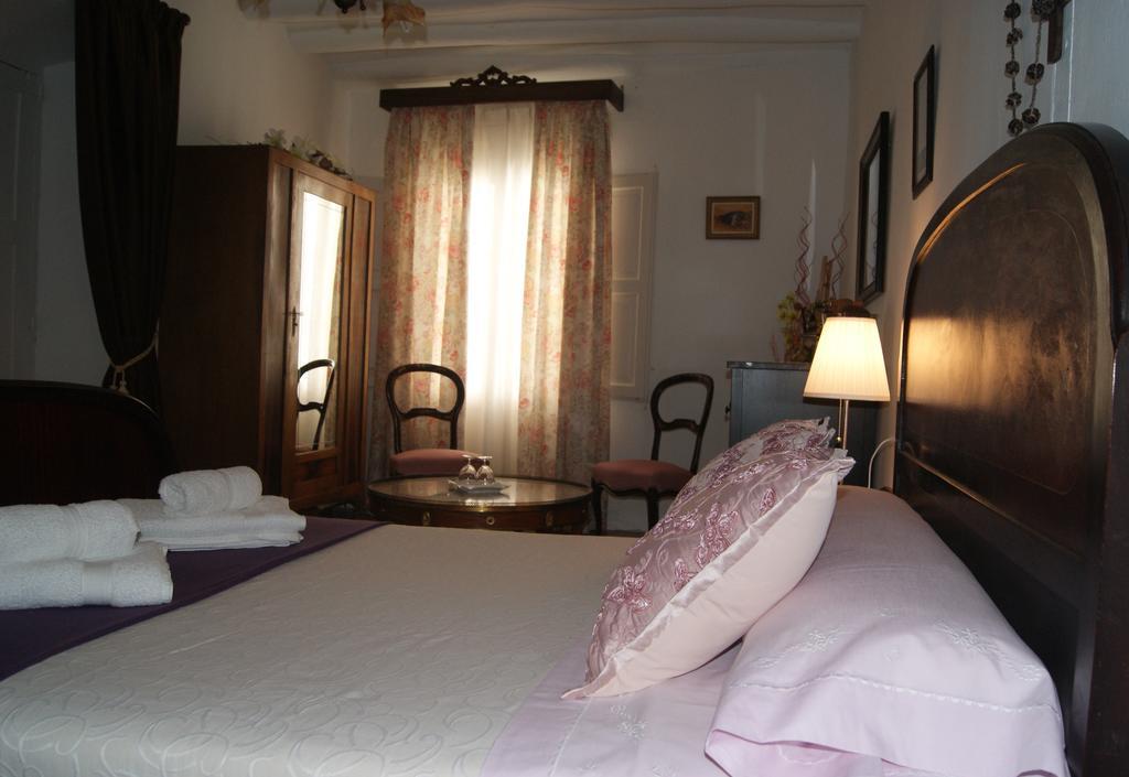 Casa Rural La Casona Urrea de Gaen Room photo