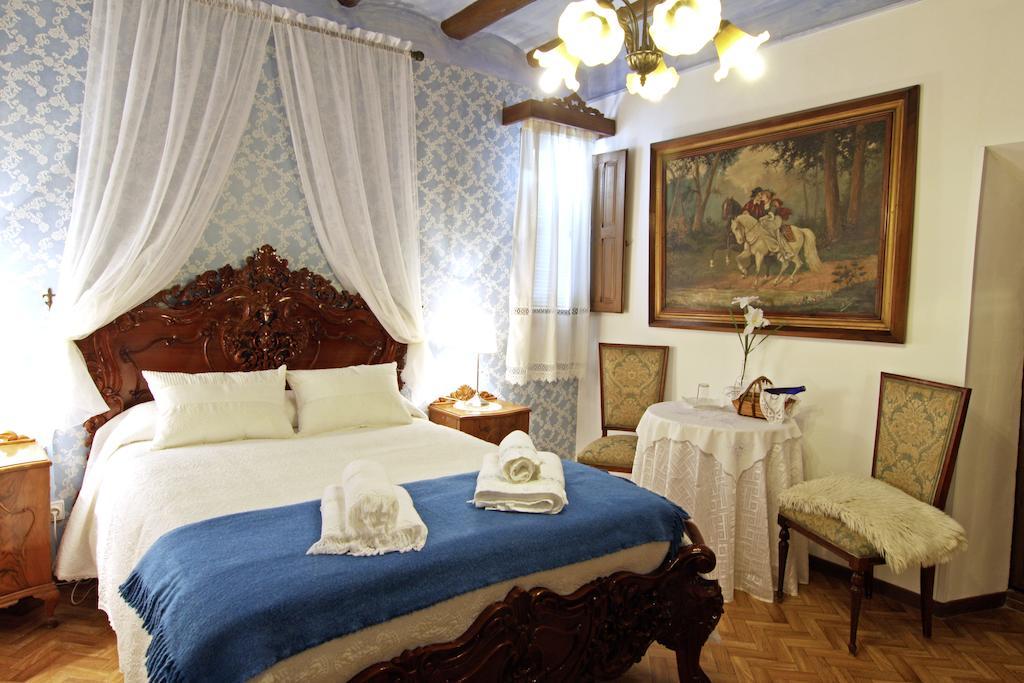 Casa Rural La Casona Urrea de Gaen Room photo